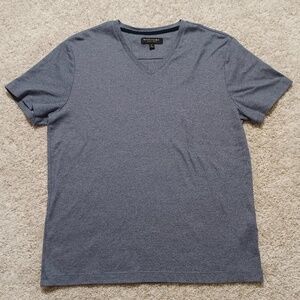 BANANA REPUBLIC Luxury Touch V-Neck Tee Shirt